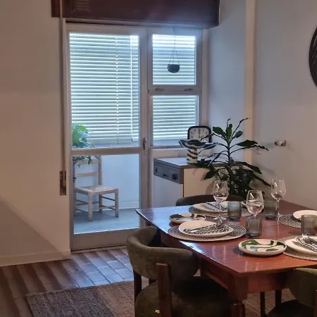 Vintage 2-bed With Music Appartement *