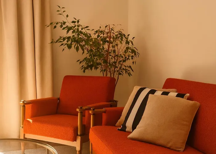 Vintage 2-bed With Music Appartamento *