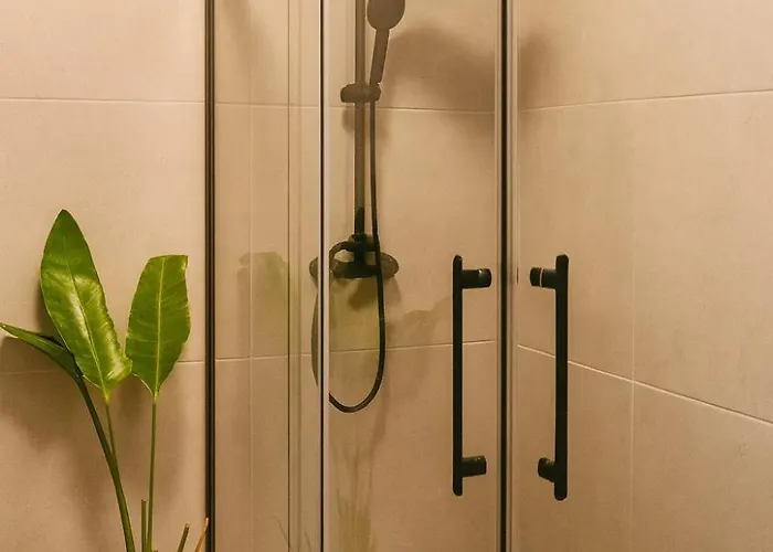 Vintage 2-bed With Music Appartamento *